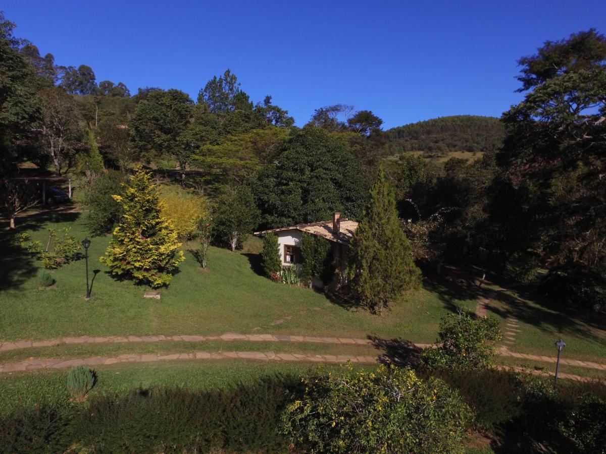 Chales De Minas Hotel Fazenda Кашамбу Екстер'єр фото